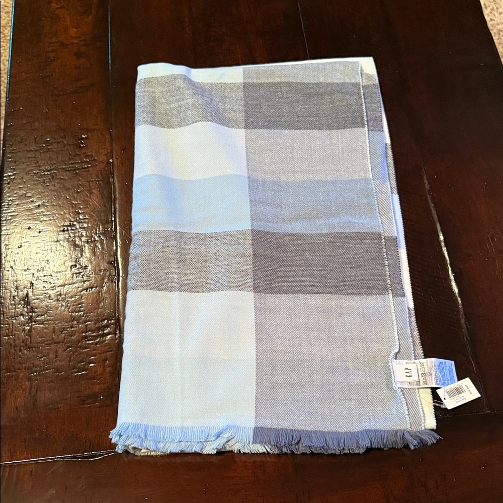 GAP Blue and Gray scarf 79 inches